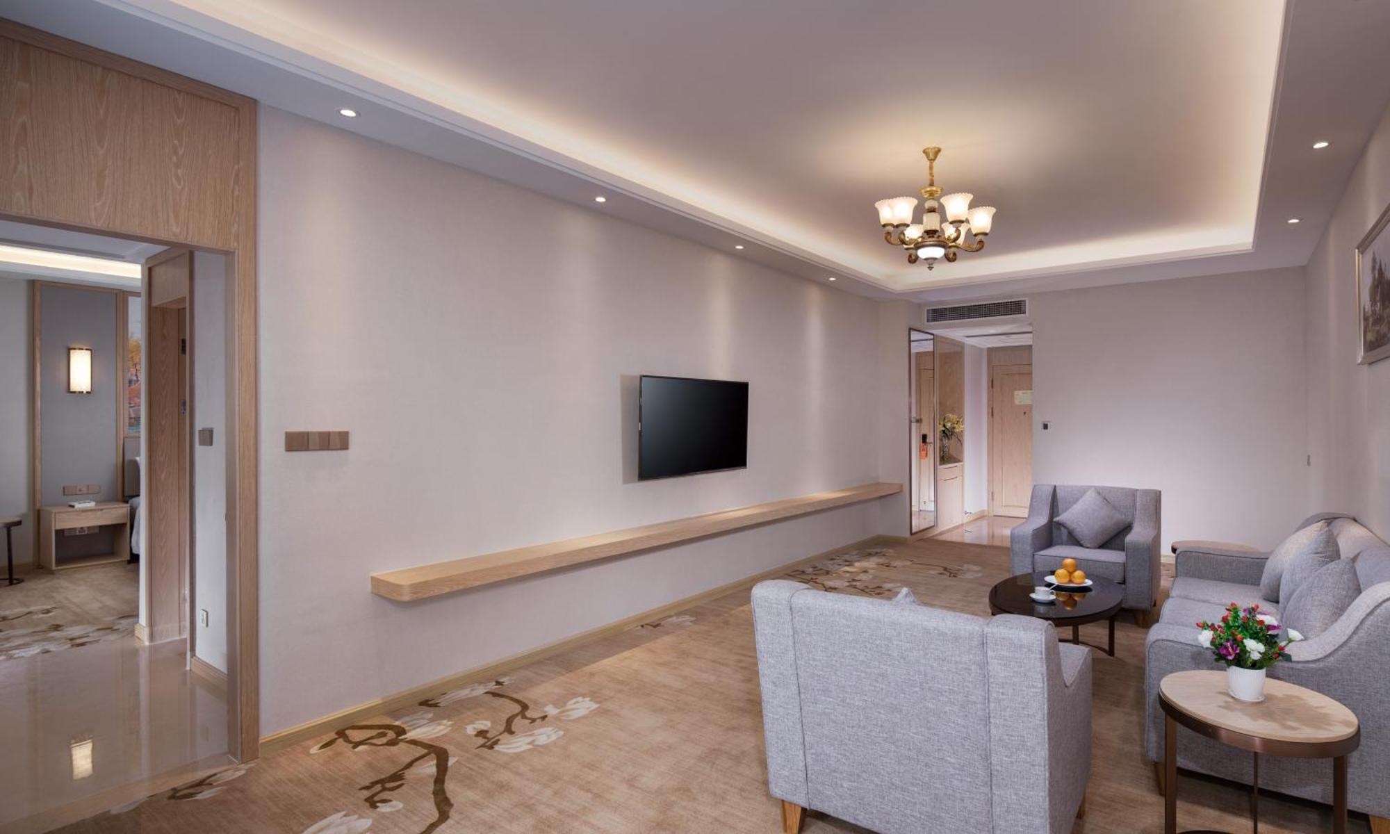 Vienna International Hotel Lianjiang  Екстер'єр фото